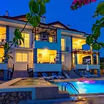 Aparthotel Anatolian 4*