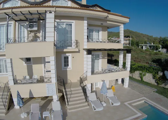 Aparthotel Anatolian 4*